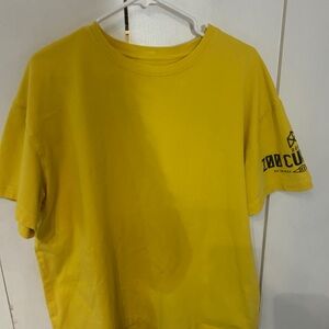 Zoo Culture Men's Yellow Short Sleeve Tee